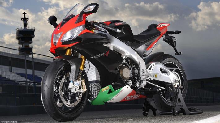 APRILIA RSV4 Factory APRC SE  Design Made in Italy