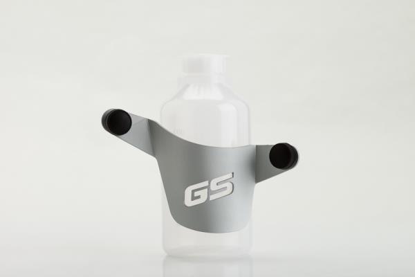 Bouteille (500ml) pour la reserve  d’ huile. 